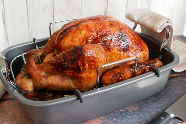 The Thanksgiving Guide to Getting the Entire Meal on the Table Hot and At the Same Time
